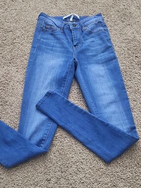 Celebrity Pink Classic Mid Blue Skinny Jeans